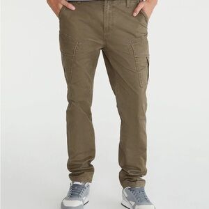 Aeropostale Green Cargo Pants with Slim Fit